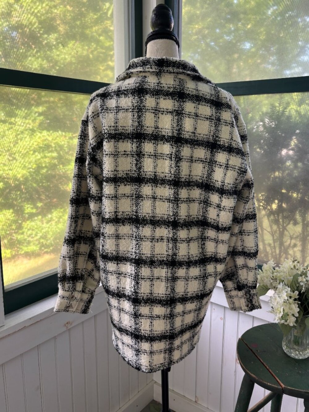 12th Tribe Black & White Plaid Boucle Shacket Small NWT - Picture 3 of 6